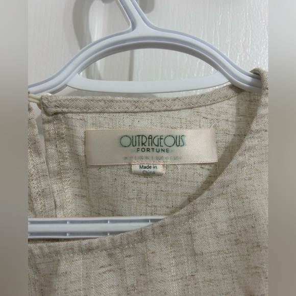 Outrageous Fortune Tall crop top - Picture 2 of 4